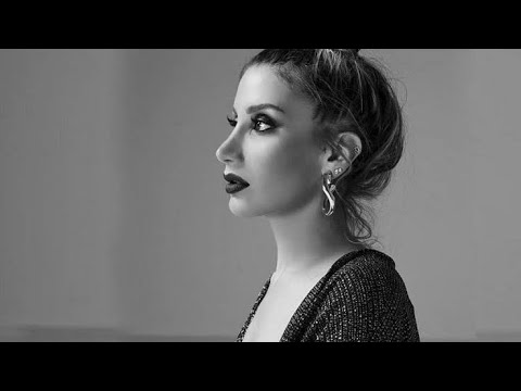 İrem Derici - Aşk Eşittir Biz ( English Lyrics )