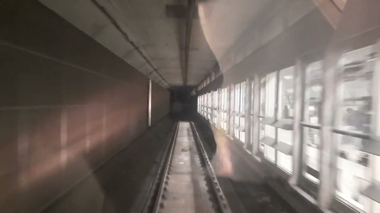 Barcelona -  metro patrové automatické L10 - jízda na konečnou Gorg - Španělsko dne 17.2.2025