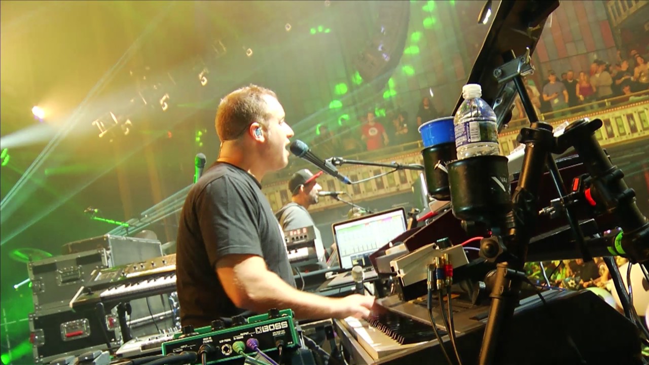 Παρακολούθηση Froglegs - The Disco Biscuits - 12/31/16 - Live from The Tabernacle, Atlanta, GA στο YouTube Παρακολούθηση Froglegs - The Disco Biscuits - 12/31/16 - Live from The Tabernacle, Atlanta, GA στο YouTube