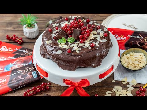 Video: Cum Se Face Un Tort De Ciocolată Cu Caise Uscate și Afine Uscate