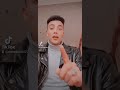 احمد سعيد يغني بإحساس عالي واديني بموت من اللهفه