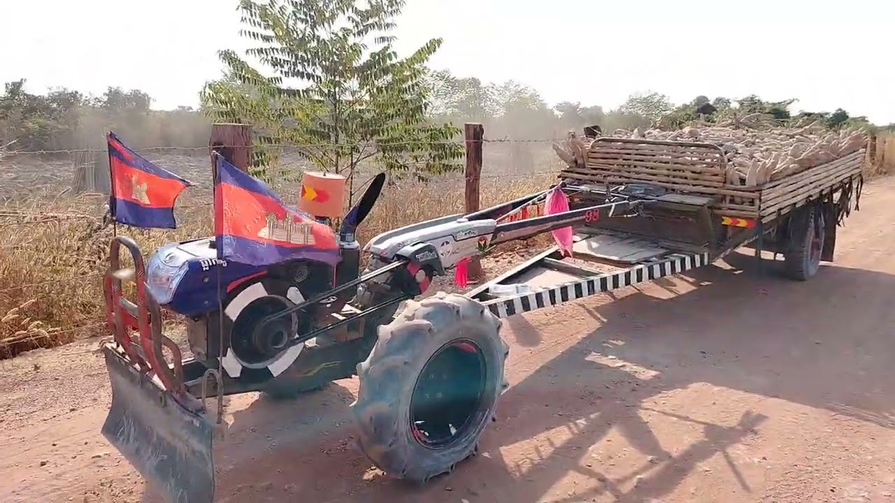 M331, Mini Tractor Kubota Harvesting Crops | Farm Life