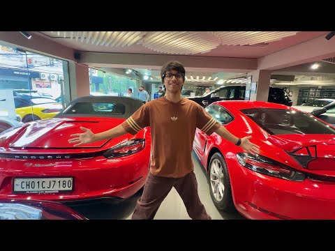 Red Super-Car Pasand