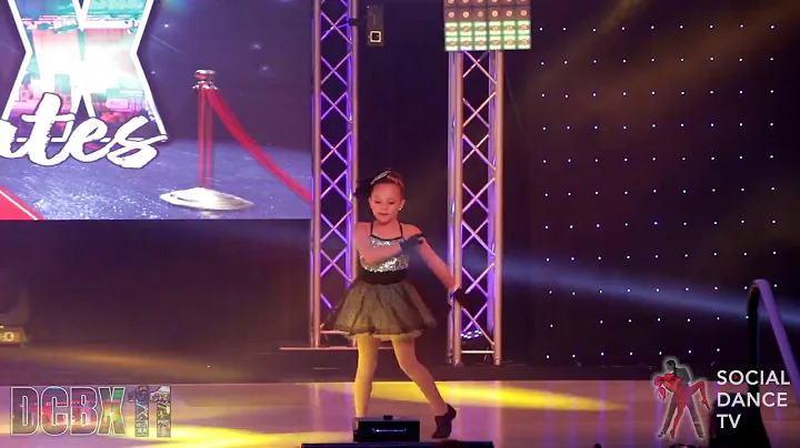 Angelina Castillo - show | DCBX #11 aka DC Bachata...