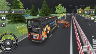 Driving a city bus to transport passengers#cat #automobile #cute #games #gaming screenshot 2