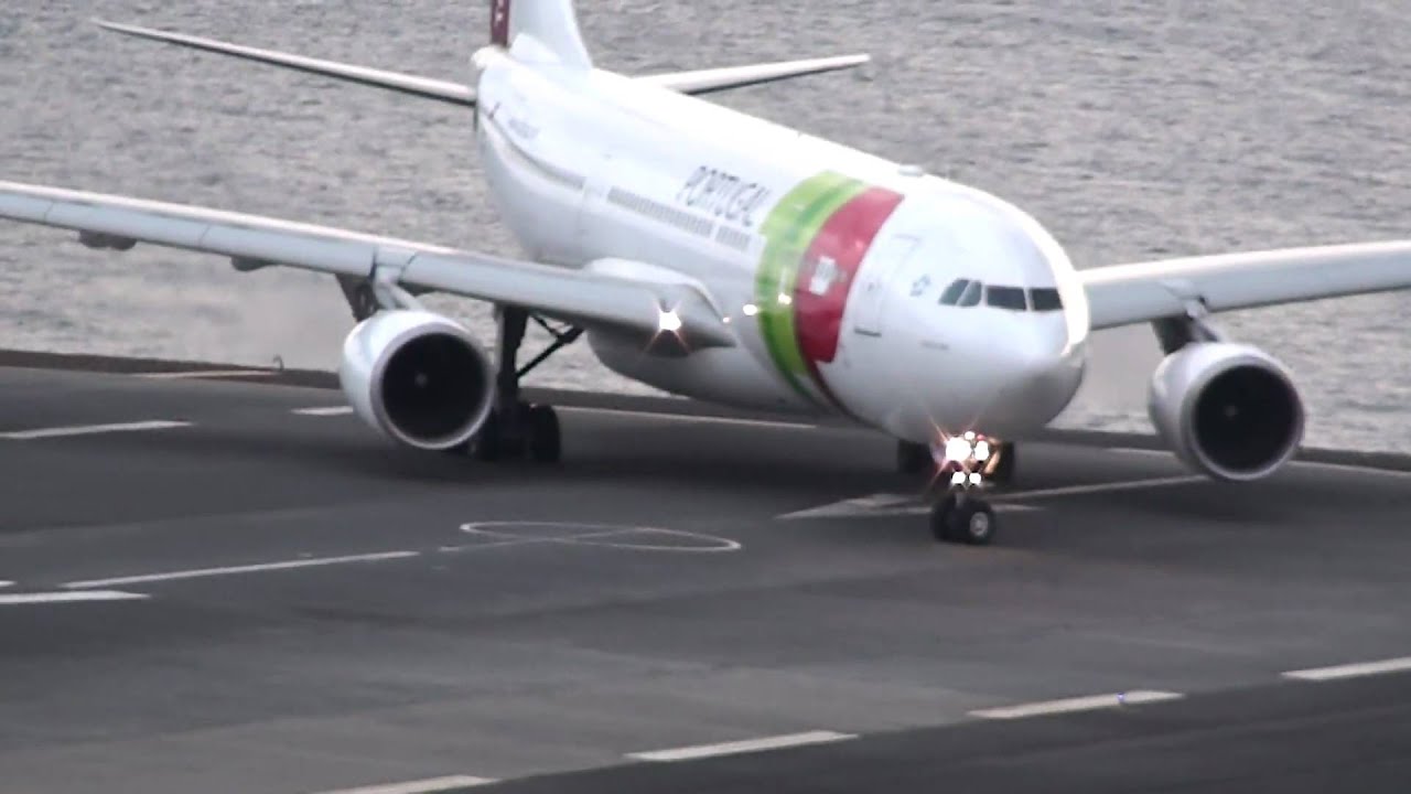 Descolagem Aeroporto da Madeira A320 to Lisboa e A330-200 to Caracas Take-off at Madeira airport