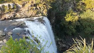 فتجاري اليوزلندية: اكتشفوا عجائب الطبيعة في أروع شلالاتها