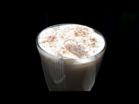 HOW TO MAKE EGGNOG