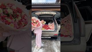 Поздравил любимых женщин с 8 марта 😍