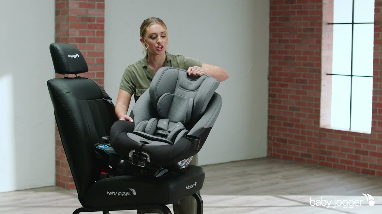 city turn™ Rotating Convertible Car Seat