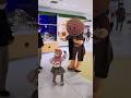 大興奮の2歳児 みんなだいすきアンパンマン の 神対応 #anpanman