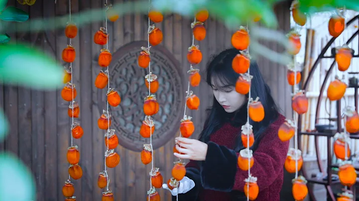 May the red, red persimmons bring you a happy, prosperous new year!❤️ | Liziqi Channel - 天天要聞