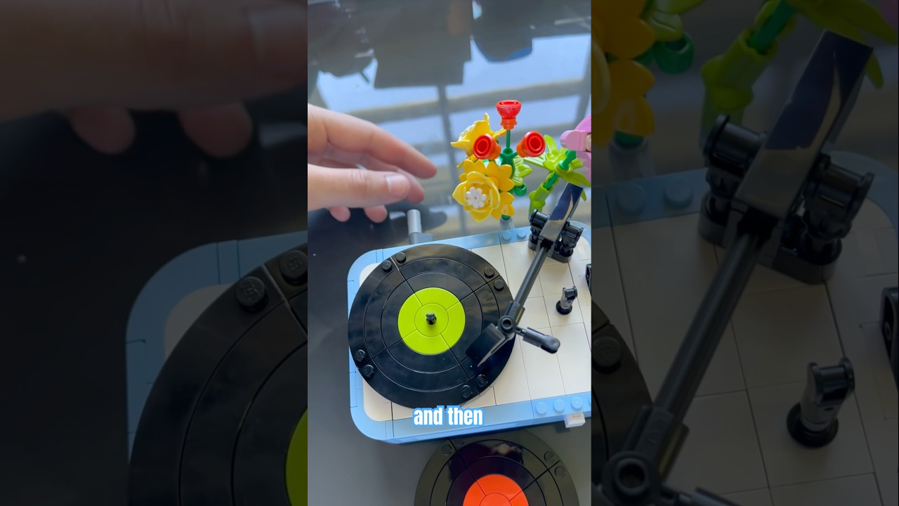 LEGO Record Player WORKS!