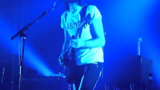 Kasabian - Me plus one (live@Bataclan)