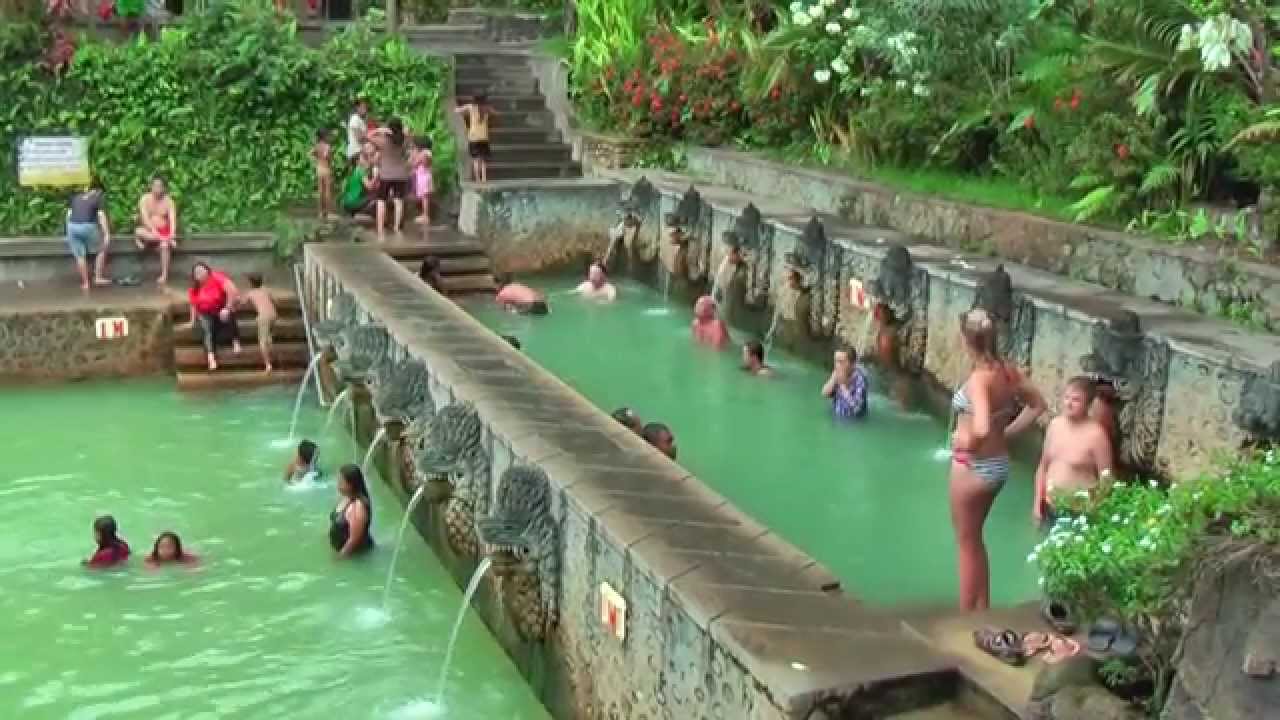 A Guide to the Most Scenic Hot Springs in Indonesia