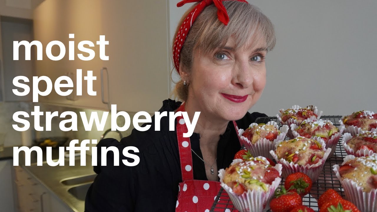 Spelt Strawberry Muffins