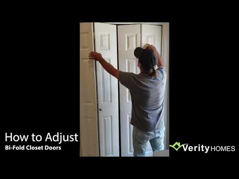 Como ajustar Bi-Fold Closet Doors