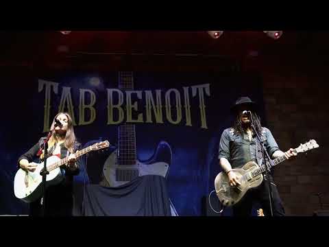 SGT. SPLENDOR "Downtown" captured Live @The Hobart Art Theater, this fabulous duo is "splendid"