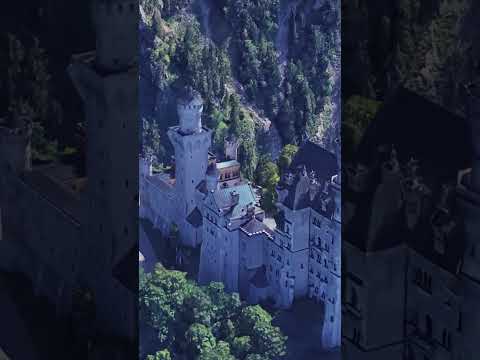 Vidéo: Le château de conte de fées allemand de Neuschwanstein
