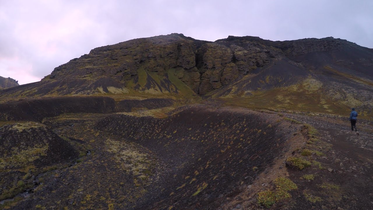 Hiking Rauðfeldsgjá Gorge - ICELAND | Snæfellsnes Peninsula — Rauðfeldsgjá — video poster