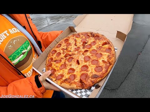 Storky's pizza review
