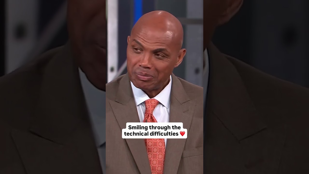 The color bars made an appearance 😂