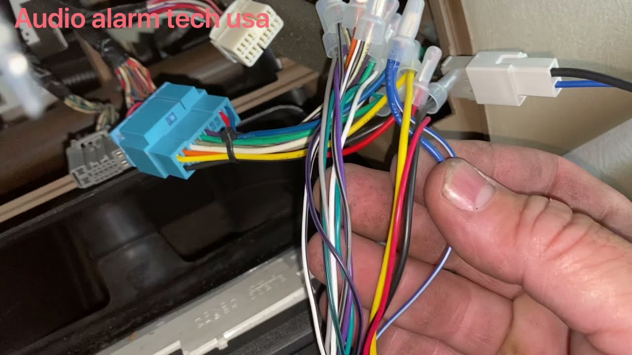 Cómo instalar un estéreo en una 2003 al 2008 Honda pilot