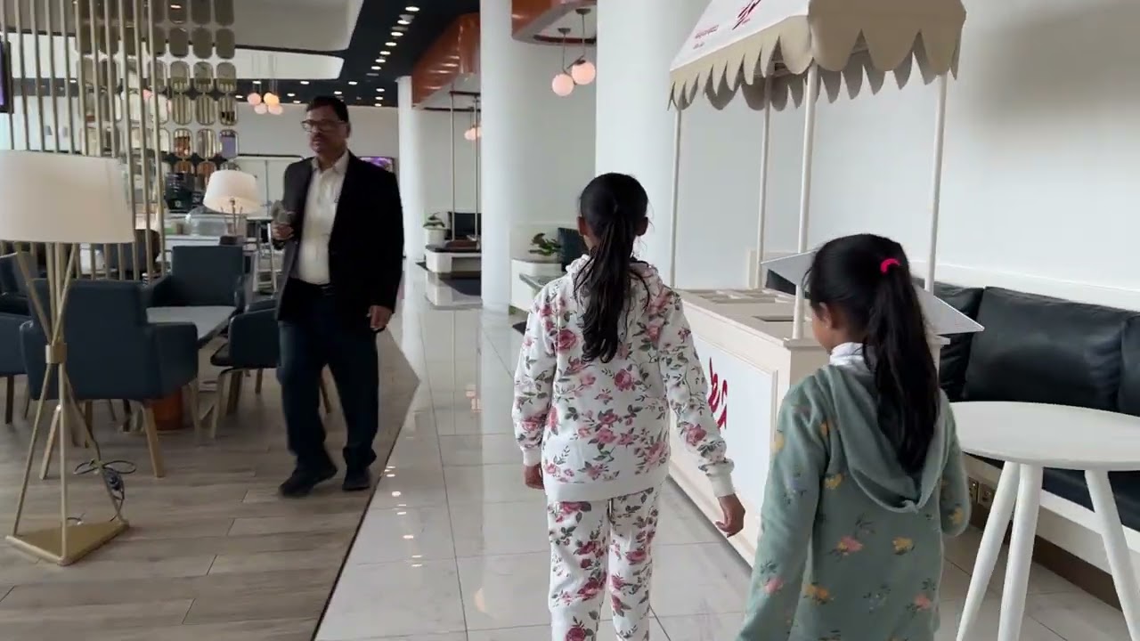 “Inside Bahrain’s Falcon Gold Lounge:Pure Luxury in the Sky” 