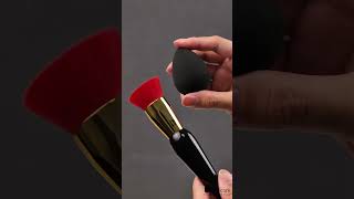 💃POV: Brush vs Sponge for Flawless Skin 👀✨👑 #ducare #makeuptools #makeupbrush