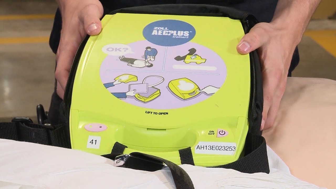 Automated External Defibrillator Demo - YouTube