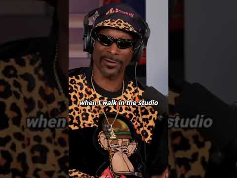 SNOOP DOGG SAW KATY PERRY NAKED - The Most Ridiculous News You'll Ever Hear!