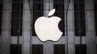 Trump says Apple CEO promised 3 new manufacturing plants in the US