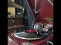 美空 ひばり・コロムビア合唱団 ♪ひばりのチャチャチャ♪ 1956年 78rpm record. Columbia Model No G ー 241 phonograph