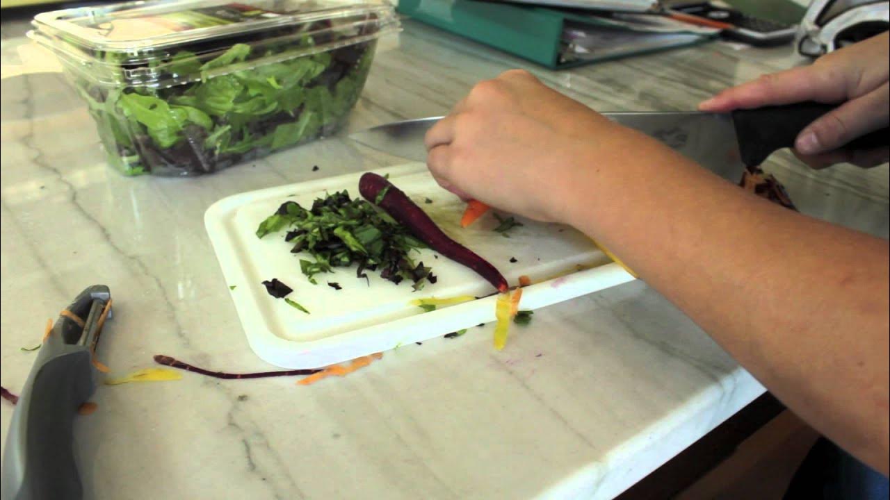how to make a bearded dragon salad (1080p) (HD) YouTube
