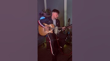 Thumbnail of Luca Zuccotti - Madda - Acoustic version ❤️‍🔥 #shortsfeed #acoustic