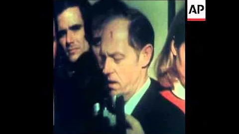 SYND 12-01-73 INTERVIEW WITH HOWARD HUNT ON TRIAL ...