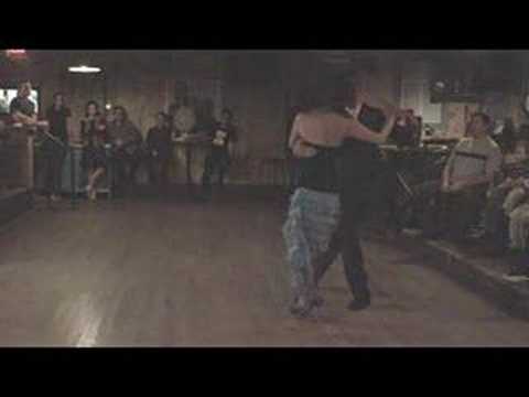 Luciano & Karina dance to "Don Agustn Bardi" by Pu...