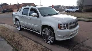 Like & Subscribe Balling_With_Memphis My Chevy Avalanche Southern Comfort Body Kit On 30s Azara 502