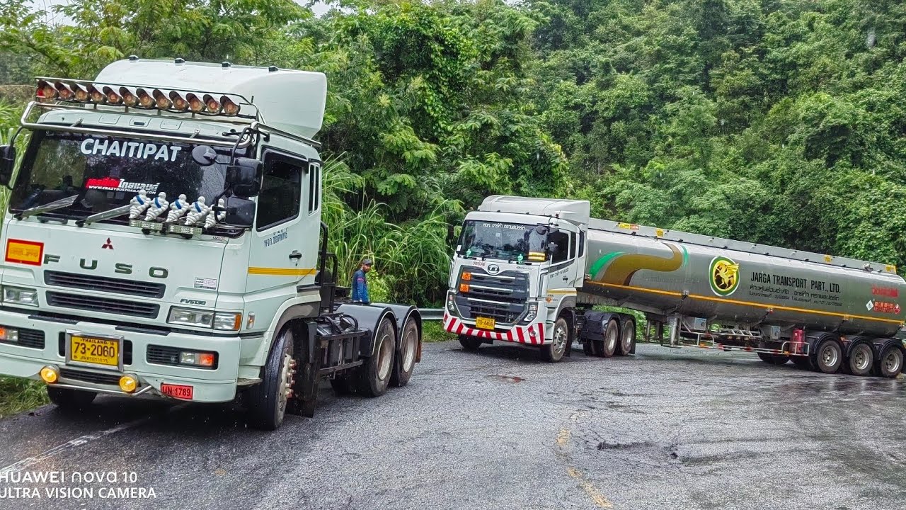 สุดจริง  Mitsubishi FUSO 380 vs UD ESCOT Truck GDE 390
