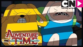 El Closet De Marceline | Hora de Aventura LA | Cartoon Network