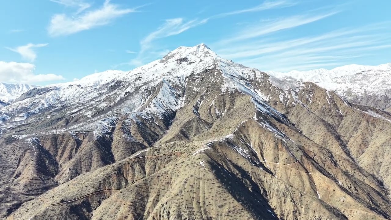 Diyarbakır'ın Kulp ilçesinde, zengin doğası içinde önemli bir yere sahip olan Dorşin Dağı,
