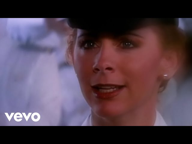 Reba McEntire - The Heart Won't Lie