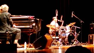 Jon Cleary and the Philthy Phew - People Say chords
