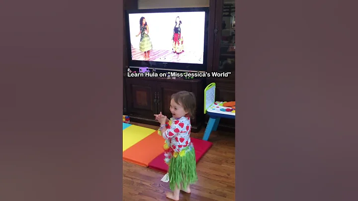 She loves learning hula on Miss Jessica's World #shorts #huladance #kidsdance #dancelesson #forkids