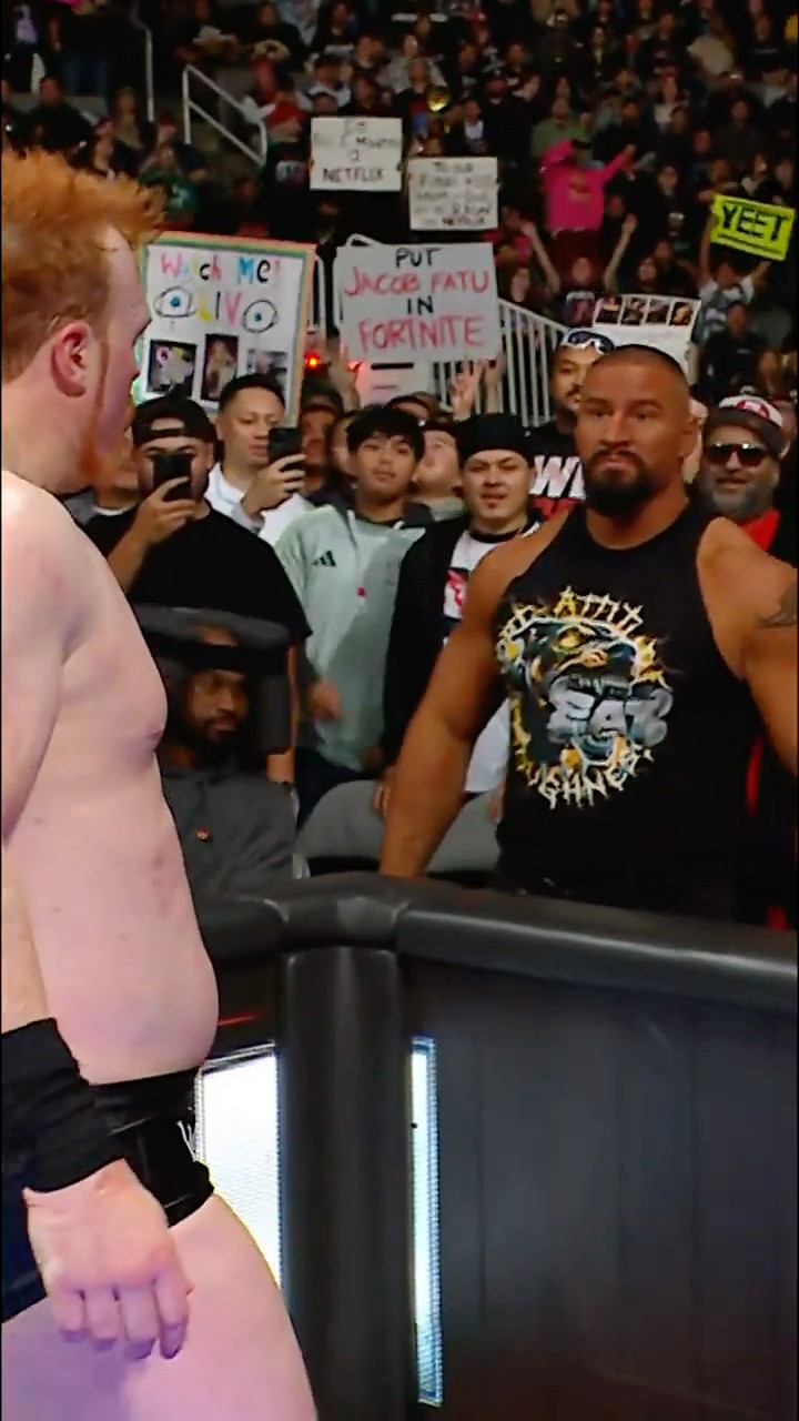 These two need to run it back ASAP ? #RawOnNetflix #WWERaw