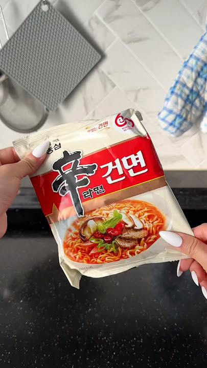 new shin ramen light 🍜 cooking asmr w me #shorts