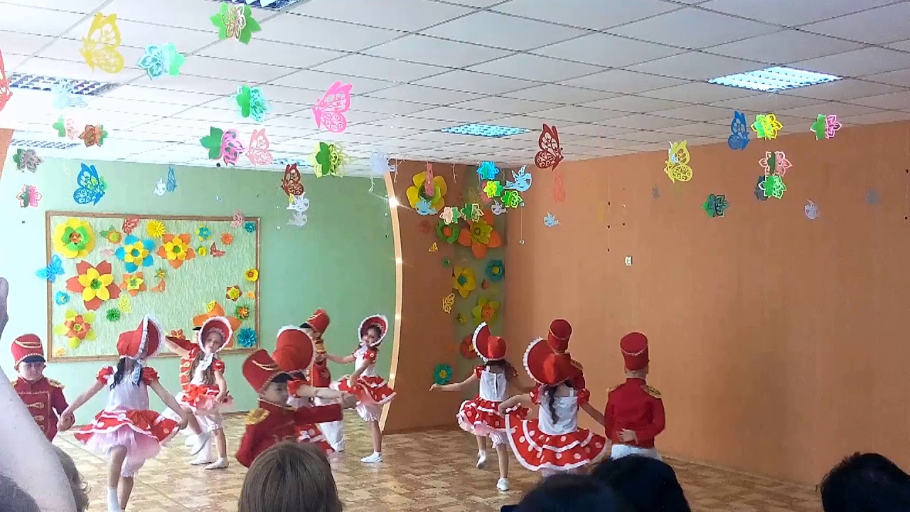 гусарский танец. гусары и барышни танец в детском саду.