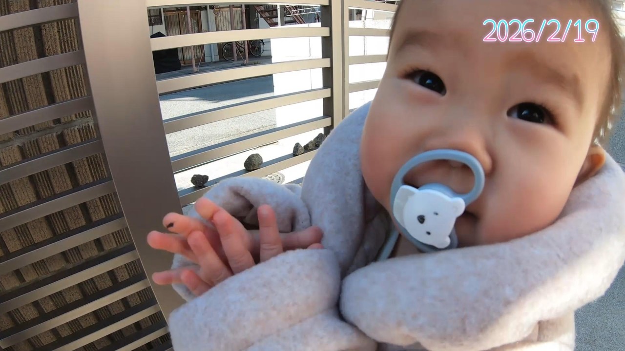 赤ちゃんはお外で遊びたい