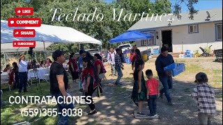 Teclado Martinez con la gente de la gente de San Martin Itunyosos Region triqui stockton