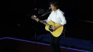 Paul McCartney - Blackbird (Amsterdam 07-06-2015)